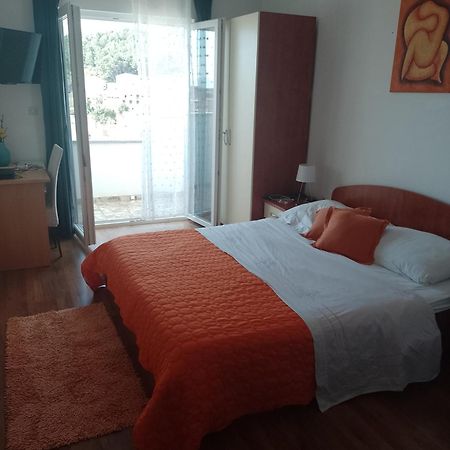 Apartman Mare Drvenik  Exterior photo
