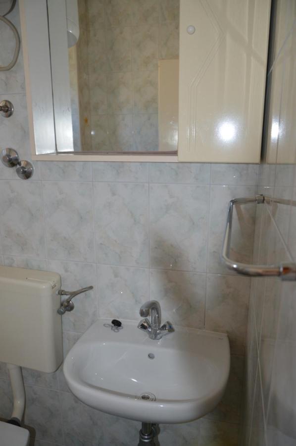 Apartman Mare Drvenik  Exterior photo