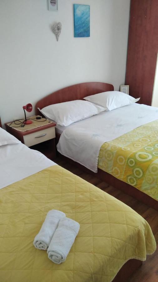 Apartman Mare Drvenik  Exterior photo